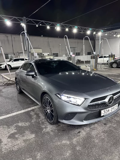 Mercedes-Benz CLS-Class