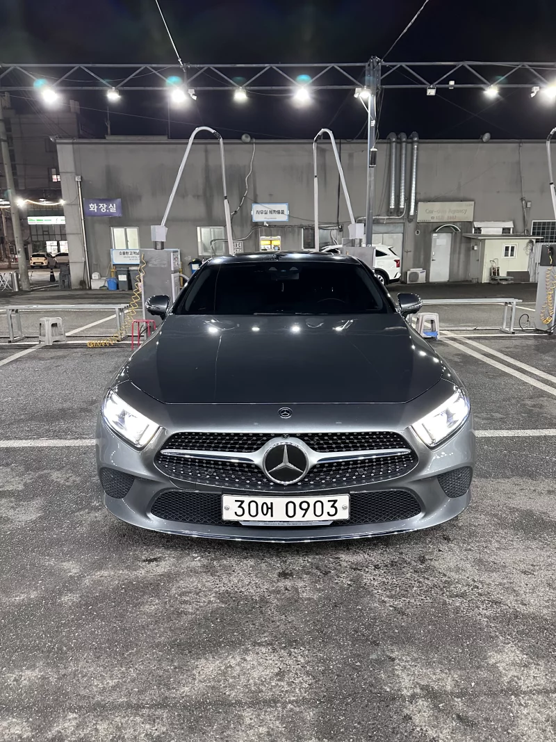 Mercedes-Benz CLS-Class