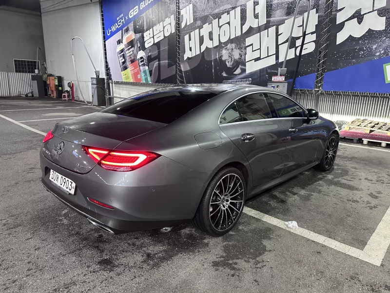 Mercedes-Benz CLS-Class