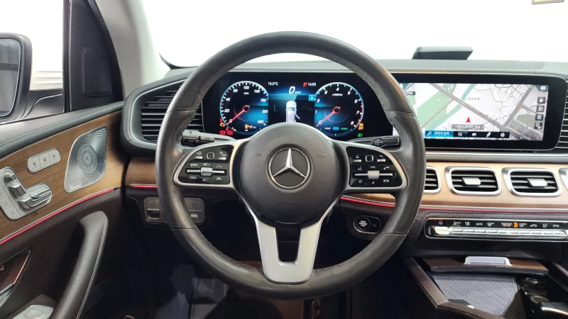 Mercedes-Benz GLE-Class