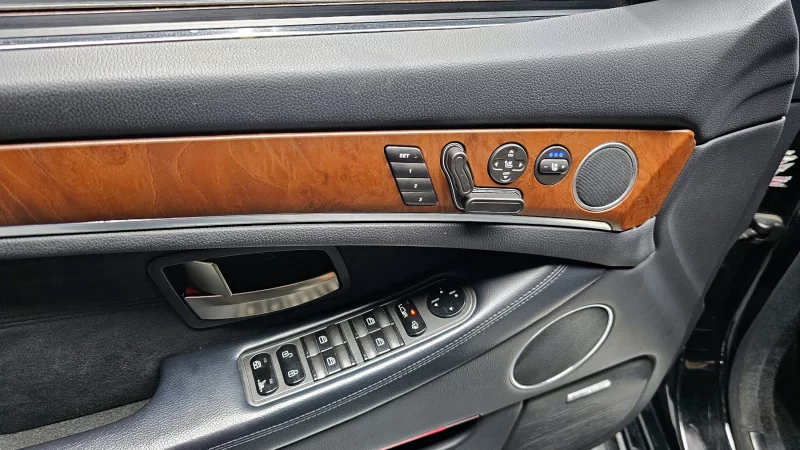 SsangYong Chairman W