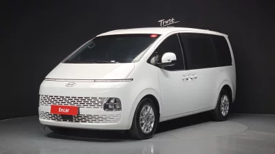 Hyundai Staria