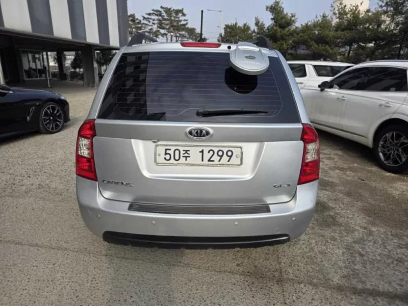 Kia Carens