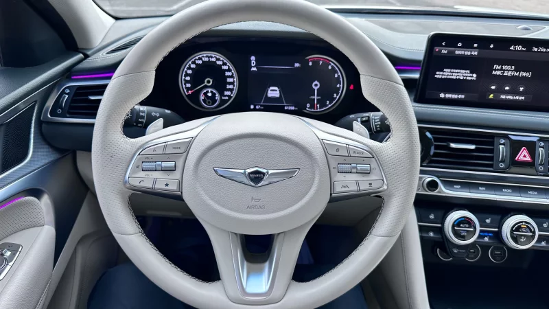 Genesis G70