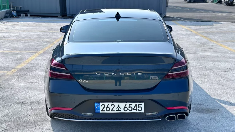 Genesis G70