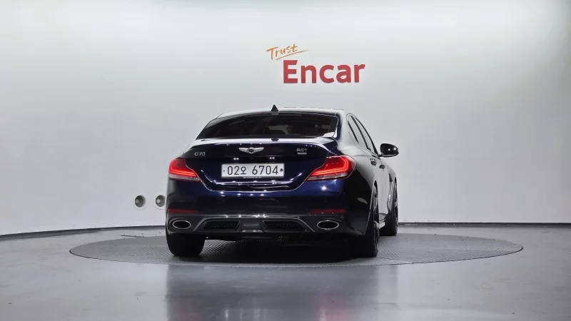Genesis G70
