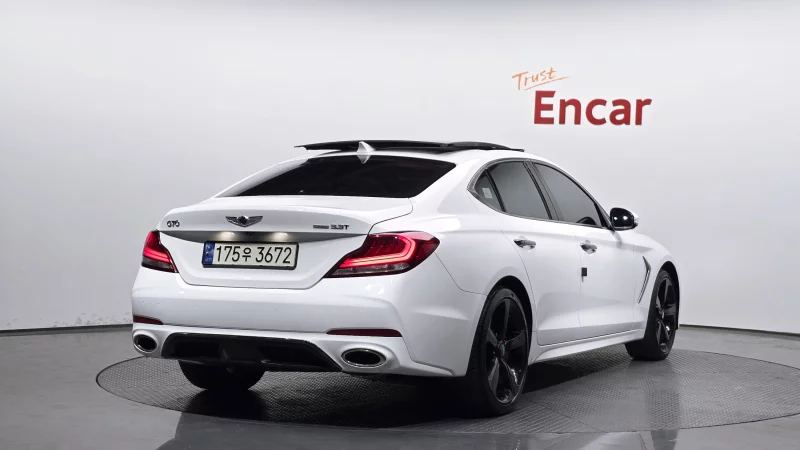 Genesis G70