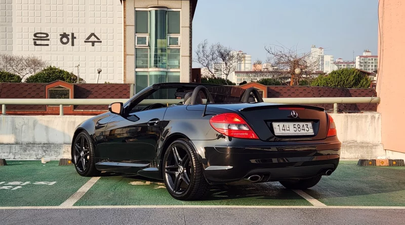 Mercedes-Benz SLK-Class