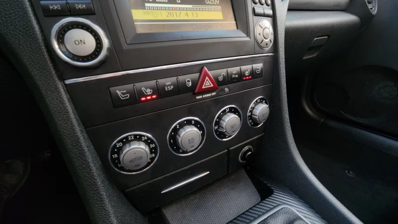 Mercedes-Benz SLK-Class