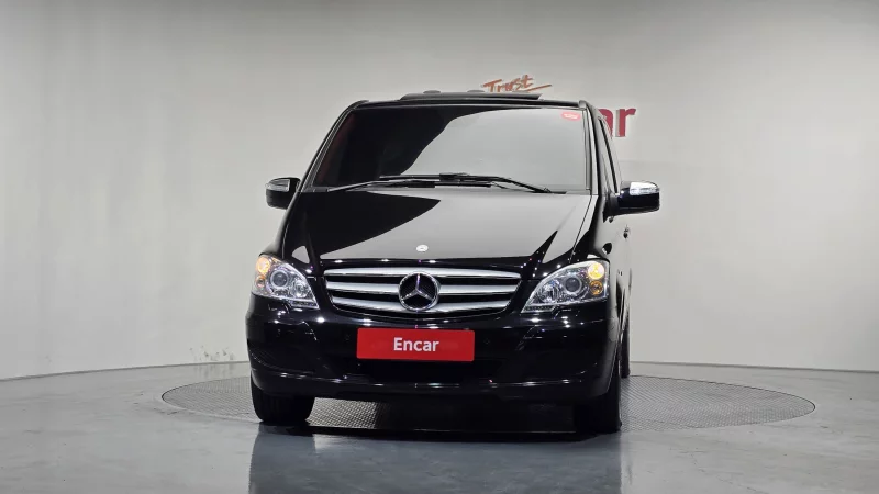 Mercedes-Benz V-Class