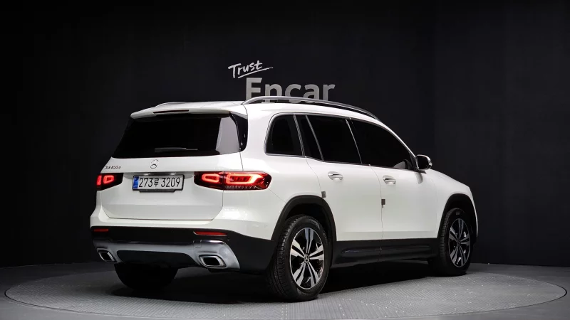 Mercedes-Benz GLB-Class