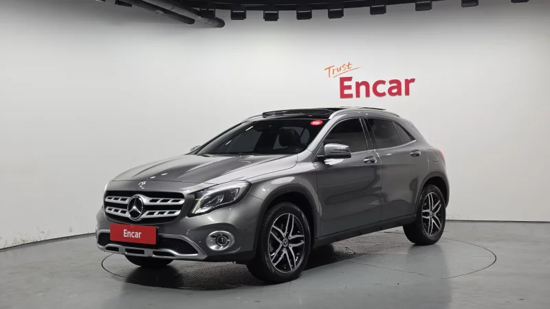Mercedes-Benz GLA-Class