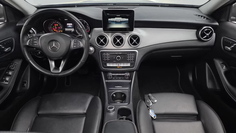 Mercedes-Benz GLA-Class