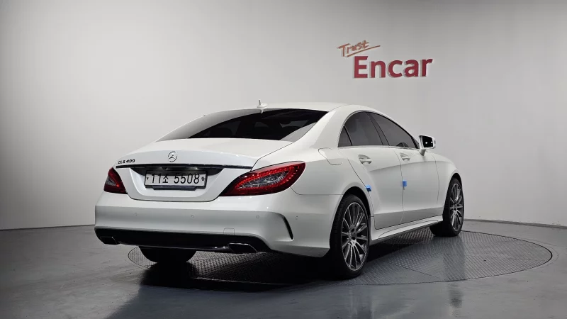 Mercedes-Benz CLS-Class