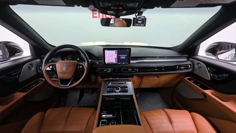 Lincoln Aviator