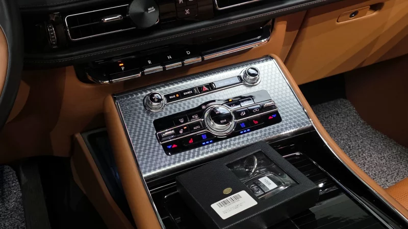 Lincoln Aviator