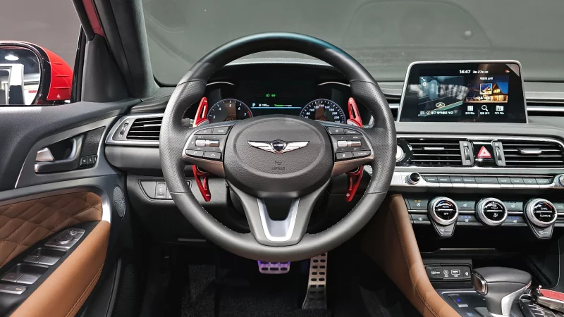 Genesis G70