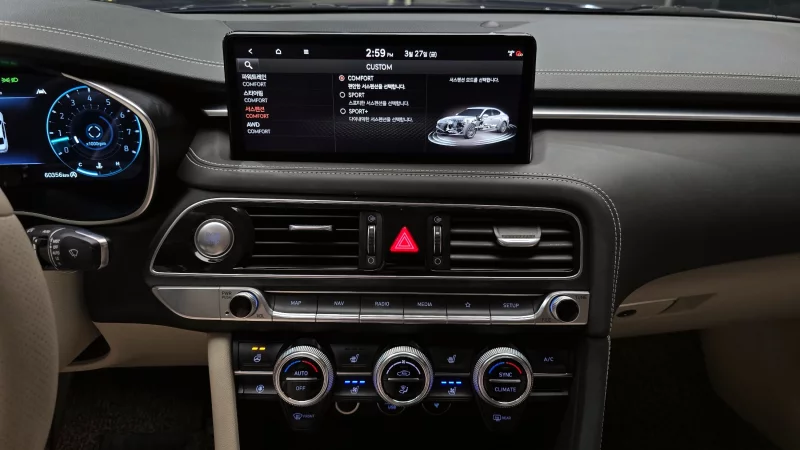 Genesis G70