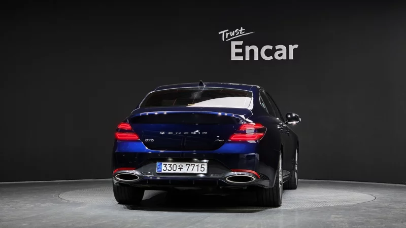 Genesis G70