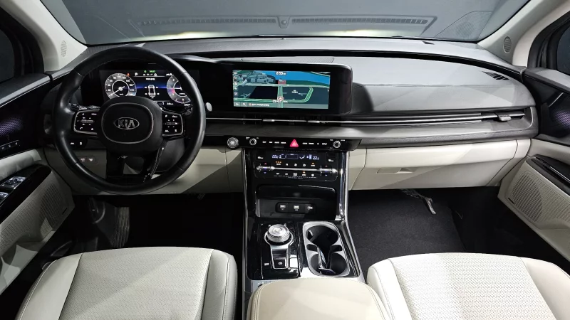 Kia Carnival
