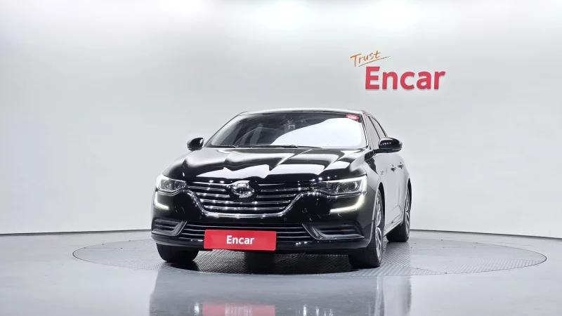 Renault SM6