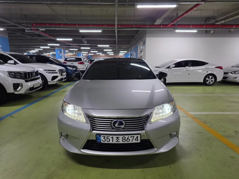 Lexus ES300h