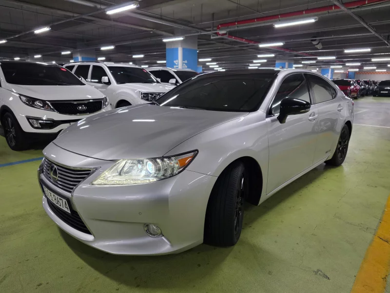 Lexus ES300h