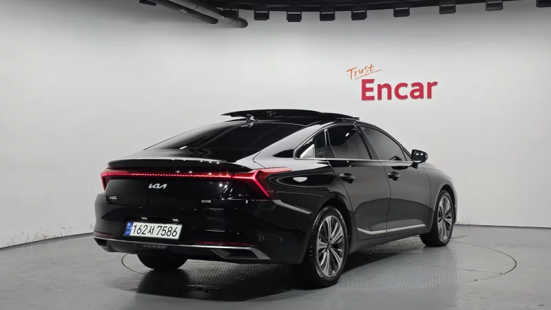 Kia K8