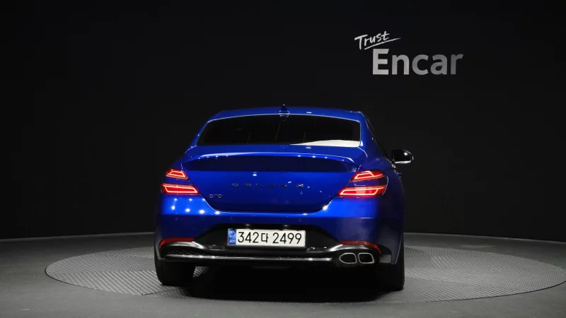 Genesis G70