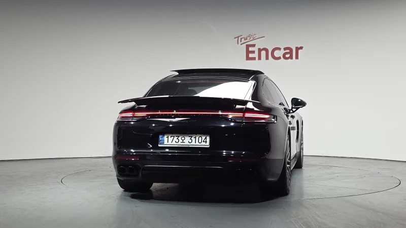 Porsche PANAMERA
