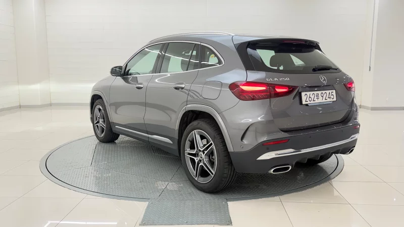 Mercedes-Benz GLA-Class
