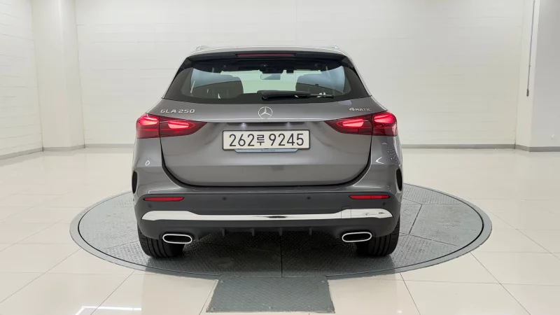 Mercedes-Benz GLA-Class