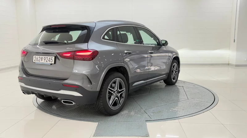 Mercedes-Benz GLA-Class