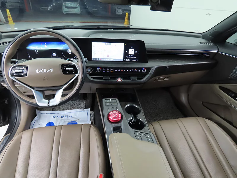 Kia K8