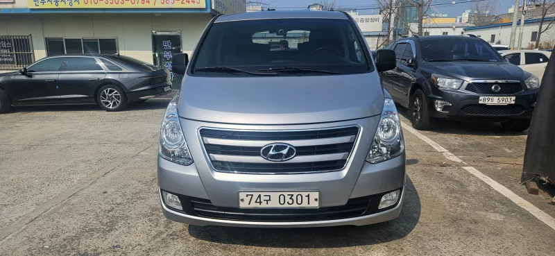 Hyundai Grand Starex