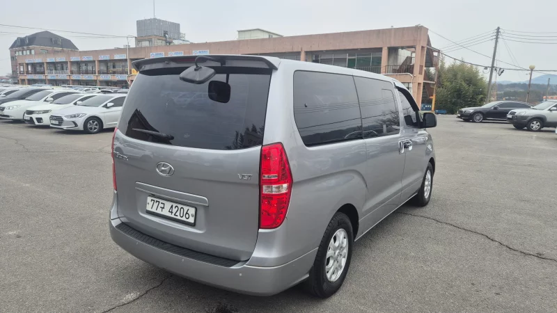 Hyundai Grand Starex