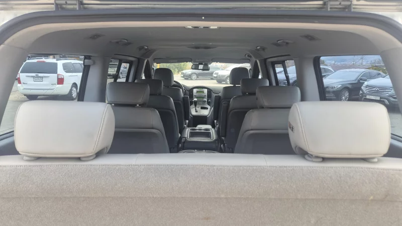 Hyundai Grand Starex