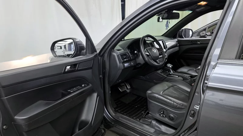 SsangYong Rexton Sports