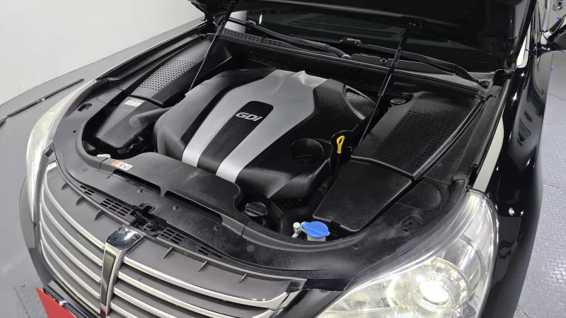 Hyundai Equus