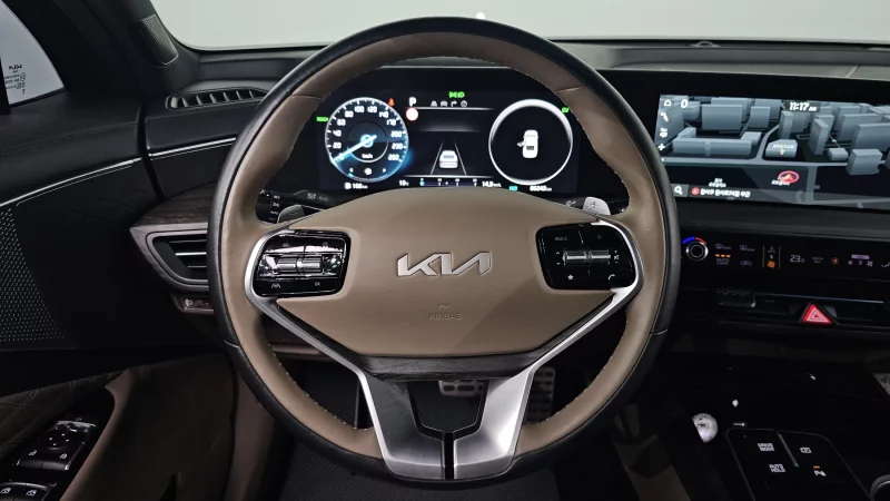 Kia K8