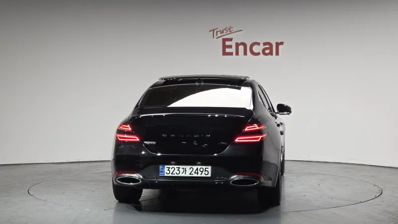 Genesis G70