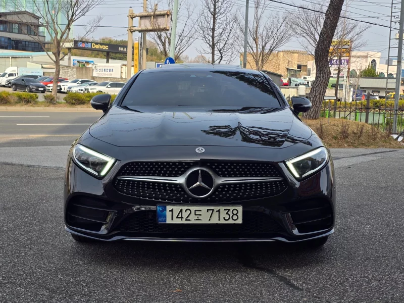 Mercedes-Benz CLS-Class