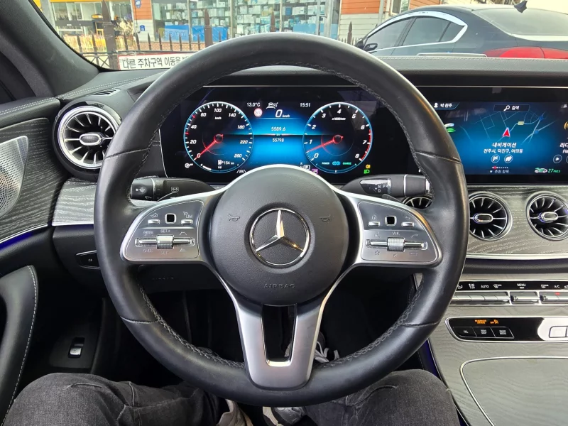 Mercedes-Benz CLS-Class