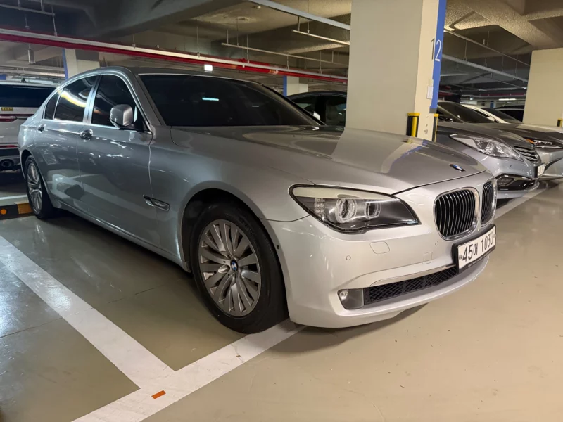BMW 7-Series