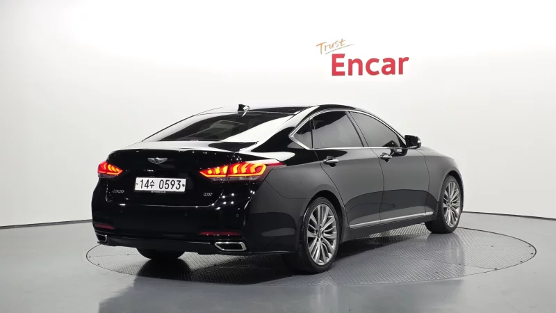 Hyundai Genesis