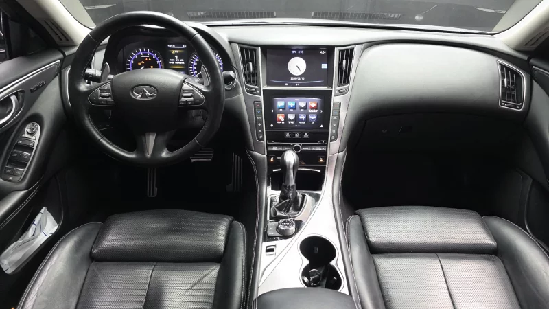 Infiniti Q50
