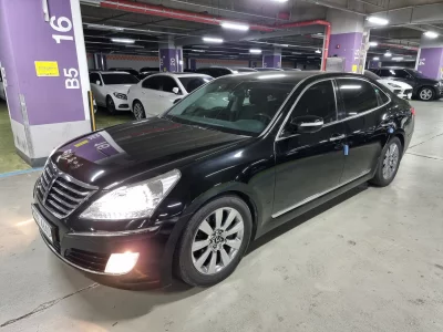 Hyundai Equus