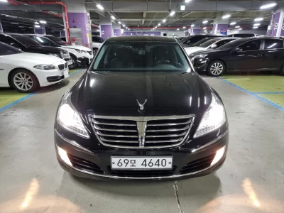Hyundai Equus