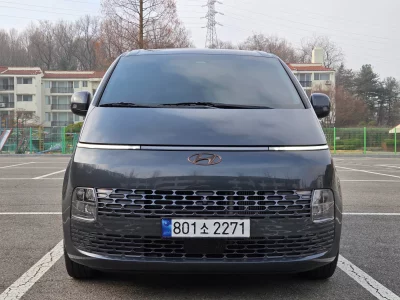 Hyundai Staria