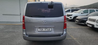 Hyundai Grand Starex